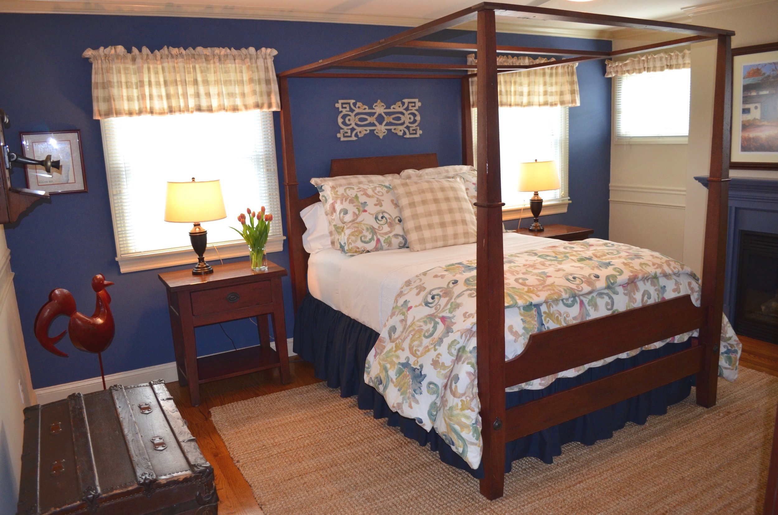 Guest bedroom